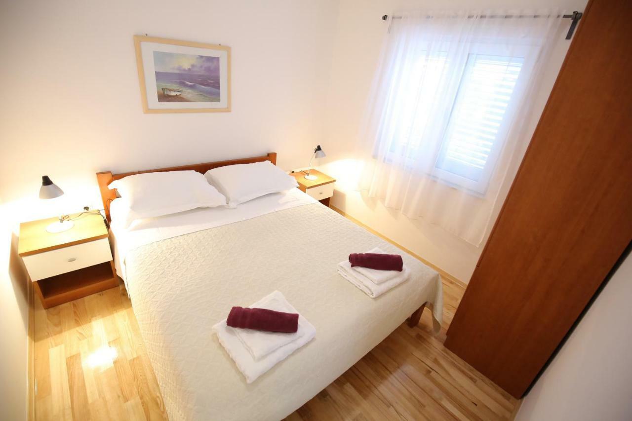 Villa Goga Vir Exteriör bild